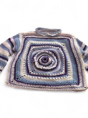 Crochet Square Pattern Crewneck Sweater in Blue & Cream